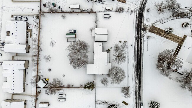 Building Photo - Stunning 5-Bedroom Home on Nearly 1 Acre – Fully Fenced w/ Treehouse | Indian Meadows | Coeur d’A...