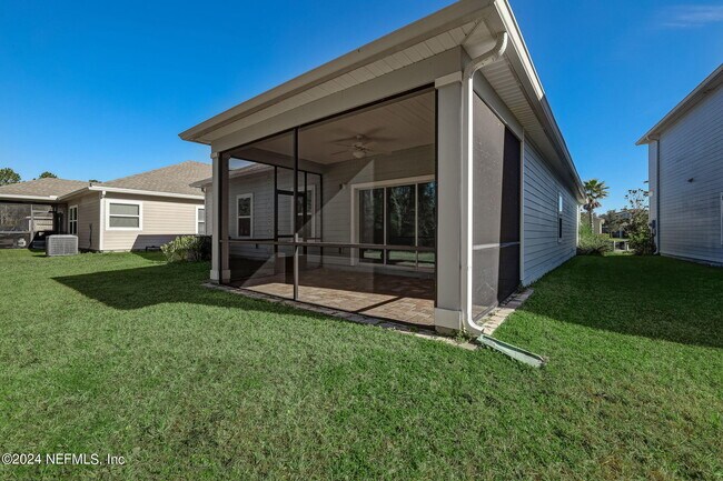 Building Photo - 15825 Stedman Lake Dr
