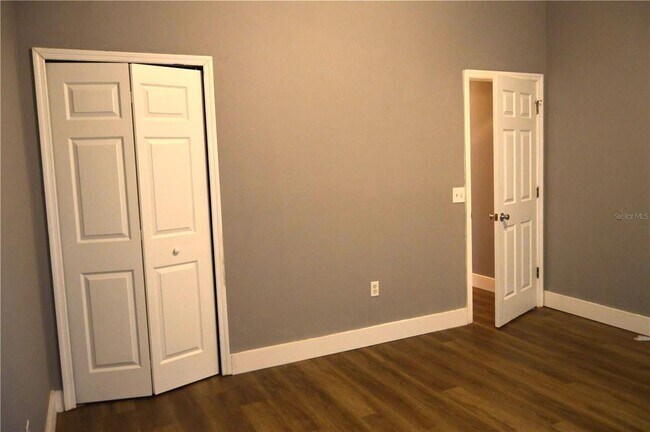 Building Photo - 424 Delicata Dr