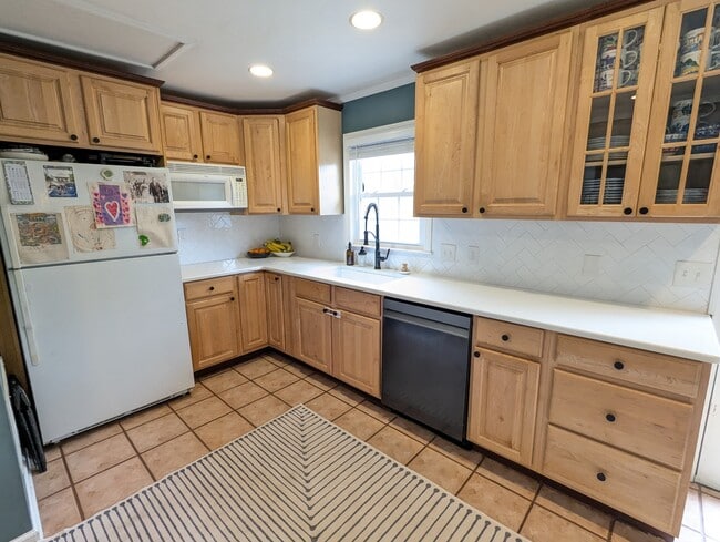 Building Photo - 110 Melbourne Ln