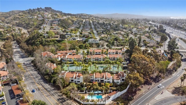 Building Photo - 34101 Via California