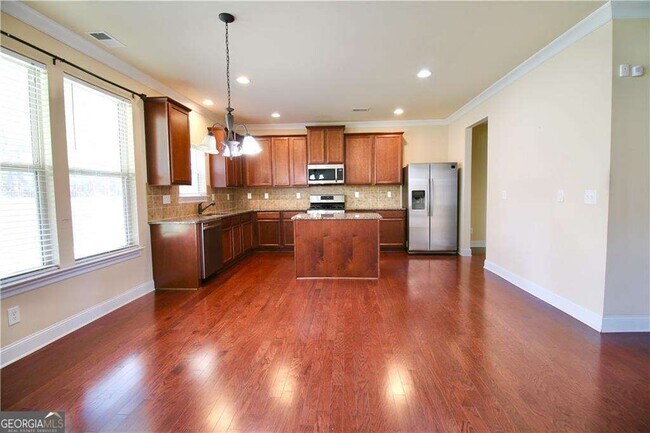 Building Photo - 1143 Park Hollow Ln NE