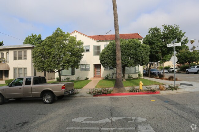 Building Photo - 1157 N Maryland Ave