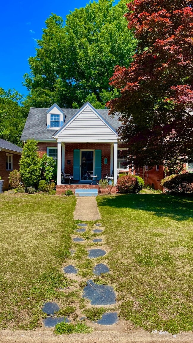 Building Photo - 3708 Ellwood Ave