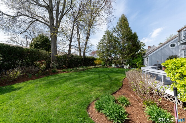 Building Photo - 187 Dolphin Cove Quay