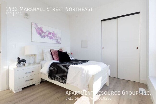 Building Photo - 1432 Marshall St NE