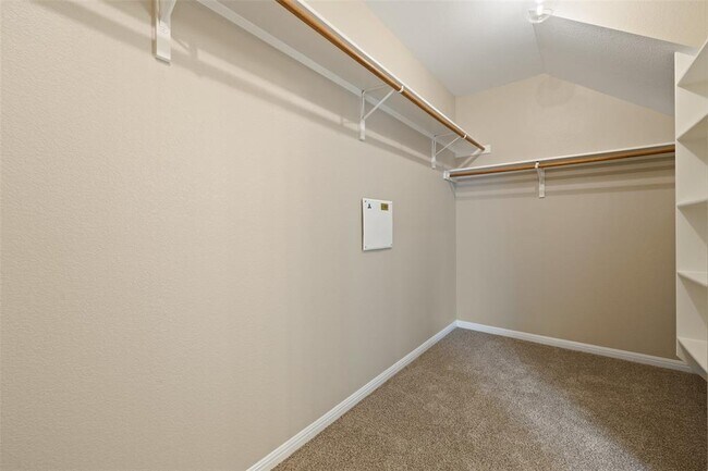 Building Photo - 11121 Sandstone Trail