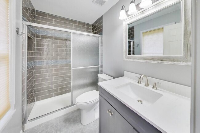 Building Photo - 2706 Steamboat Cir