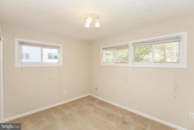 Building Photo - 839 Bowie Rd