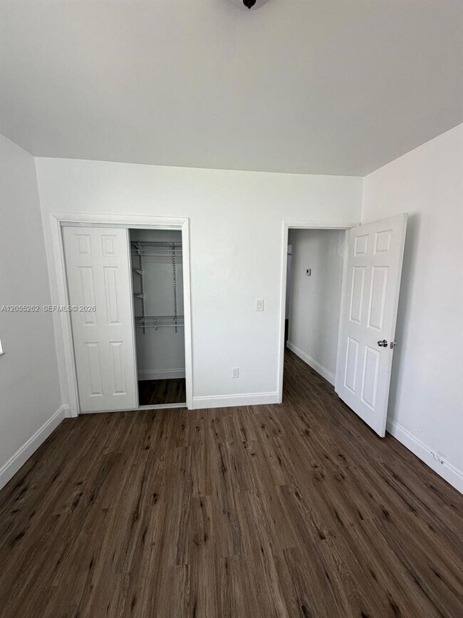 Building Photo - 890 NW 55th St
