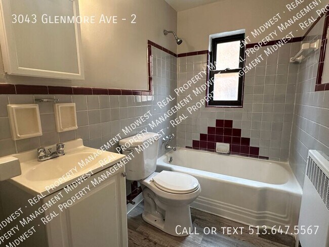 Building Photo - 3043 Glenmore Ave