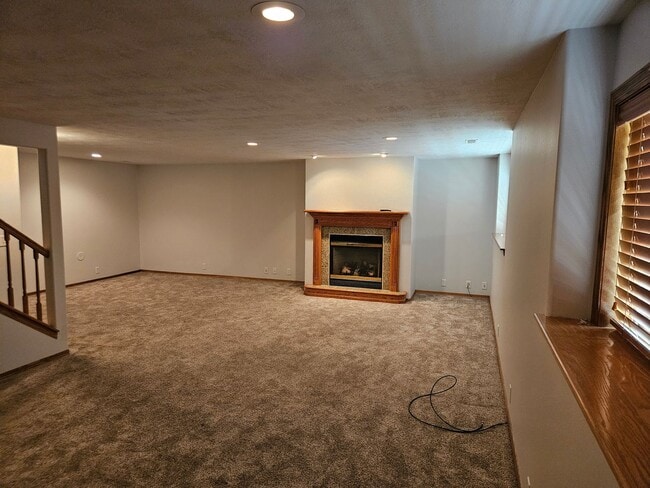 Building Photo - 300 Emmett Trail