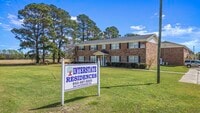 Building Photo - Interstate Residences