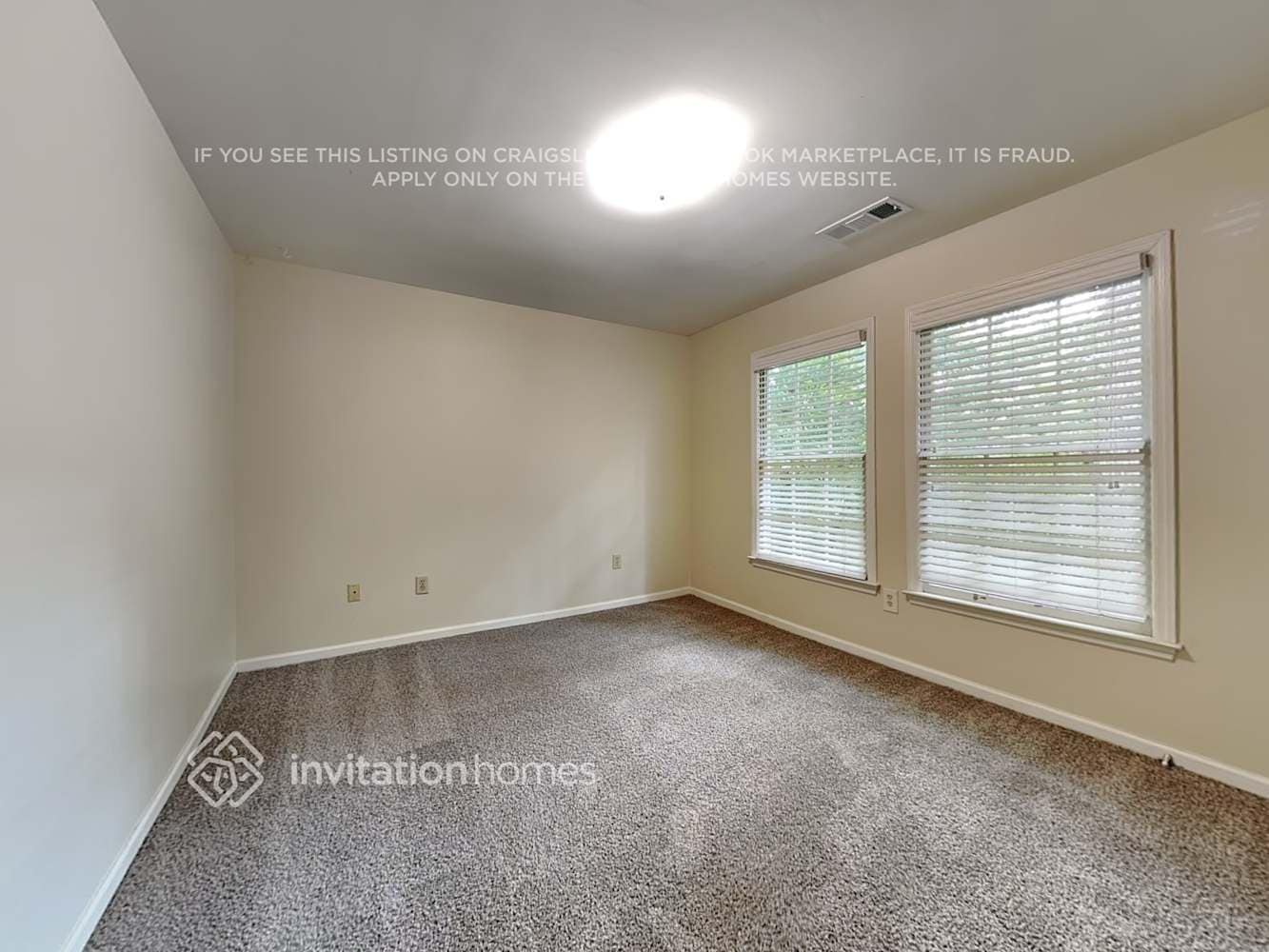 Building Photo - 9320 N Lake Dr