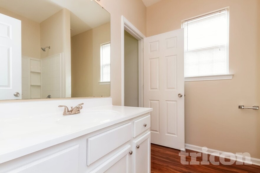 Building Photo - 1309 Peach Park Ln