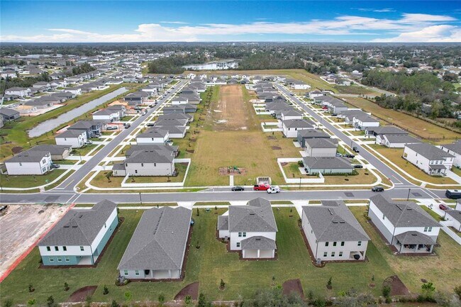Building Photo - 1679 Meadowlark Dr