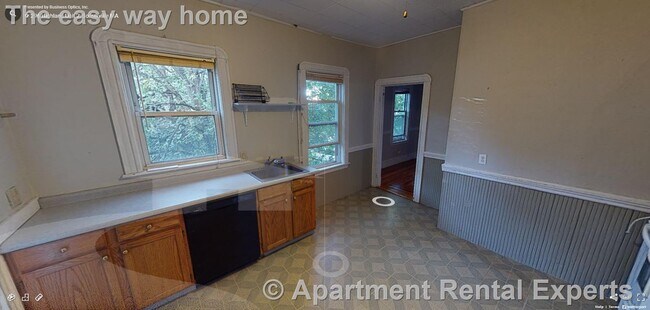 Building Photo - 296 Highland Ave