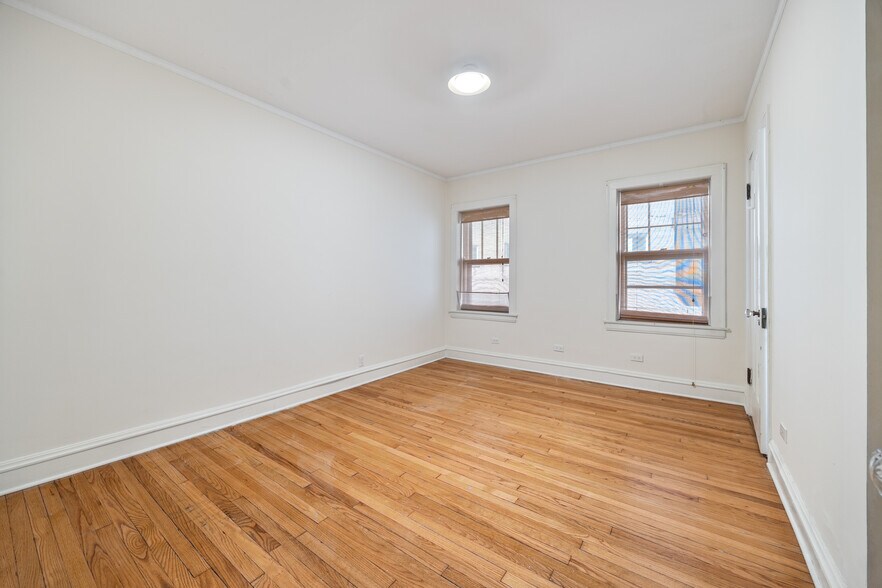 Building Photo - 721 Foster St