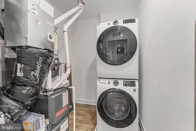 Building Photo - 21731 Dovekie Ter