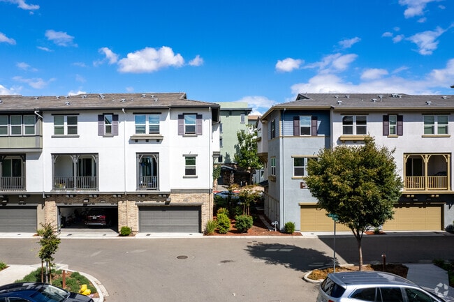 Building Photo - Westport Village