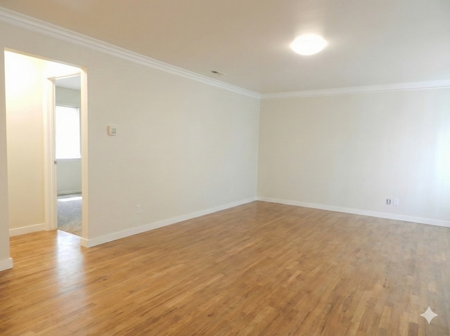 Building Photo - Fully renovated 2-BR Home – Space for Everything!