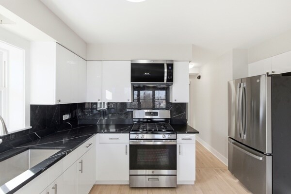 Building Photo - 1215 Balmoral Ave