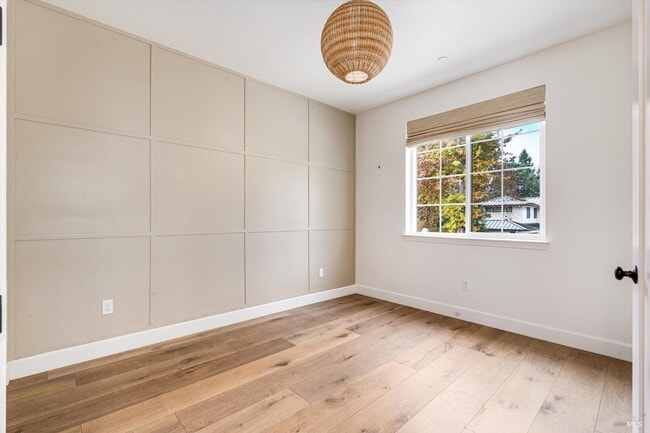 Building Photo - 1980 Bent Tree Pl