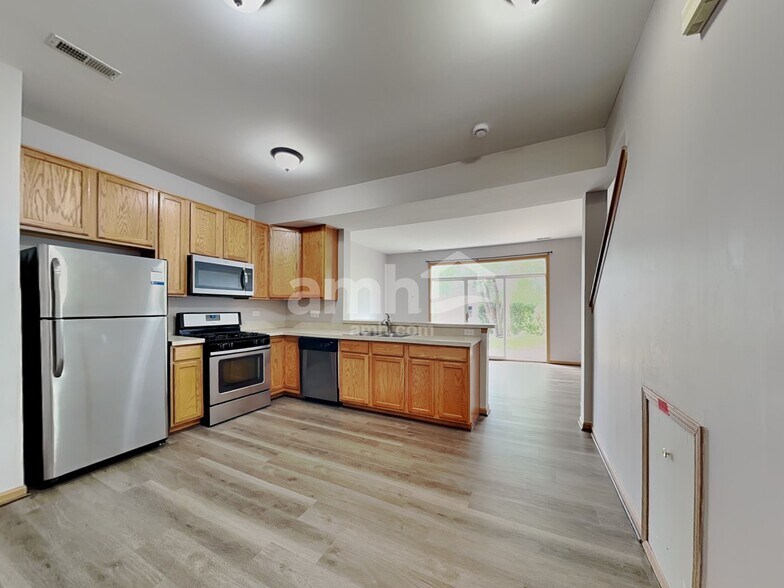 Building Photo - 2291 Flagstone Ln