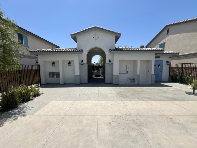 Building Photo - 24943 Dassault Ct