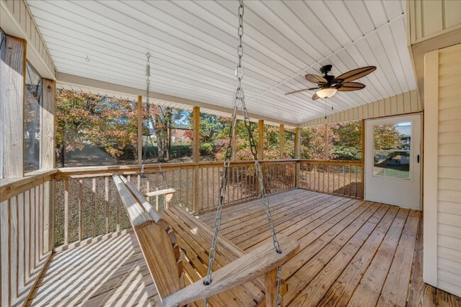Building Photo - 5184 Orchard Hill Dr