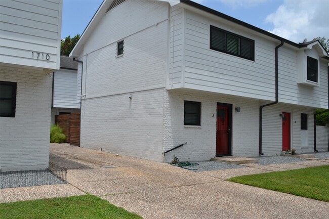 Building Photo - 1710 Brun St