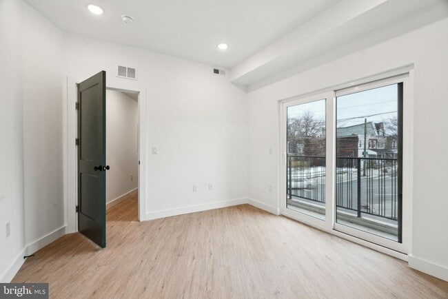 Building Photo - 4181 Mantua Ave