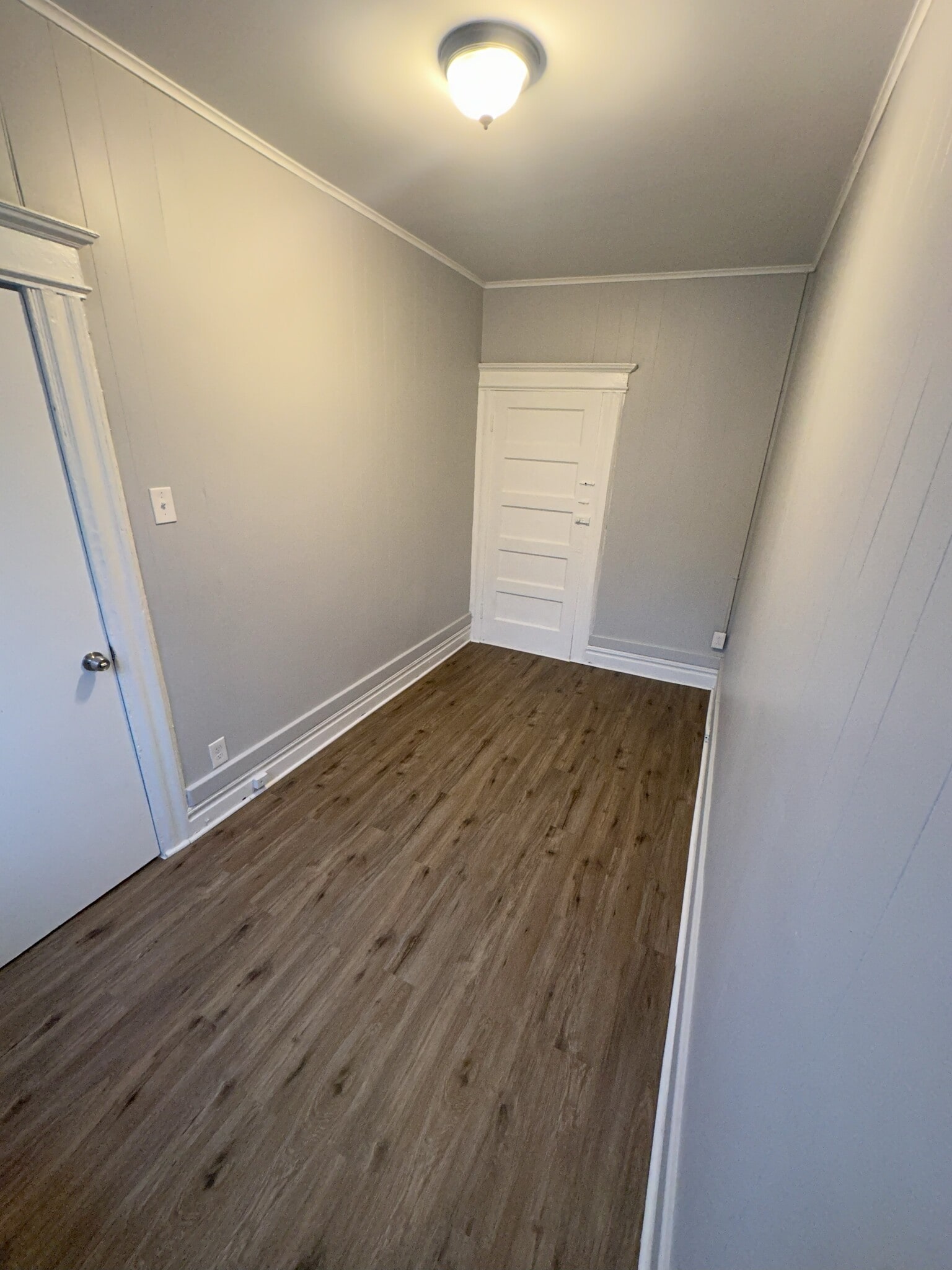 Building Photo - 7 Woodland Ave