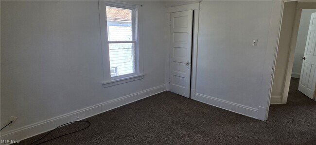 Building Photo - 1235 Bellows St