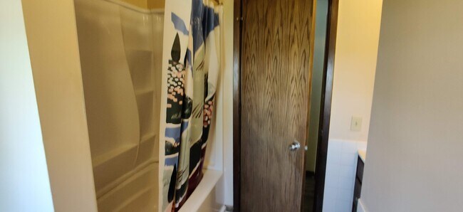 Building Photo - 4504 83rd Cir N