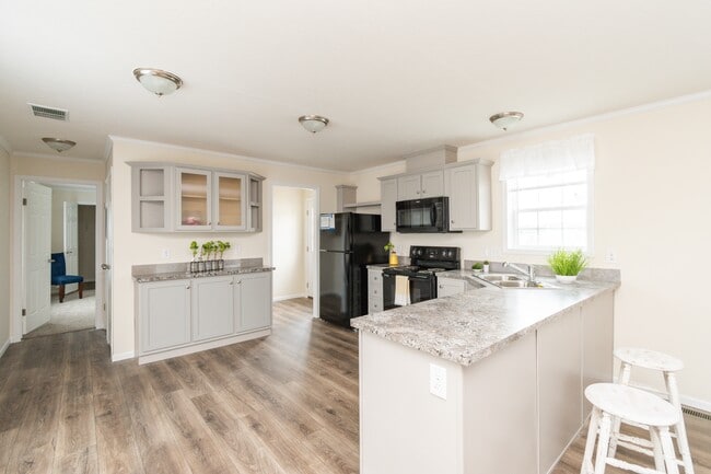 Building Photo - 76 Poppy Dr