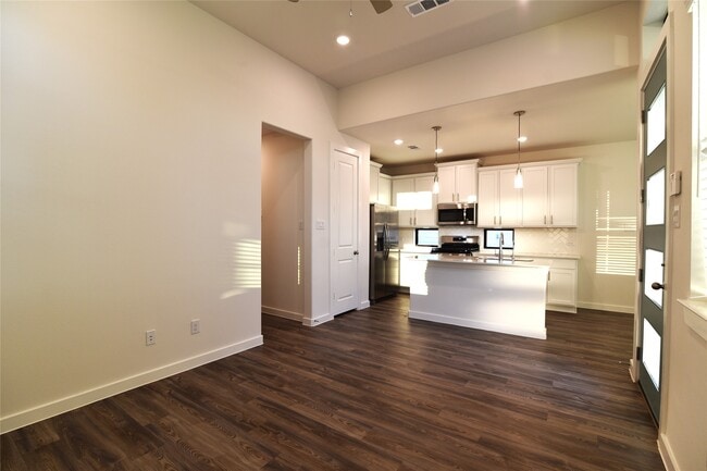 Building Photo - 3259 Loam Ln