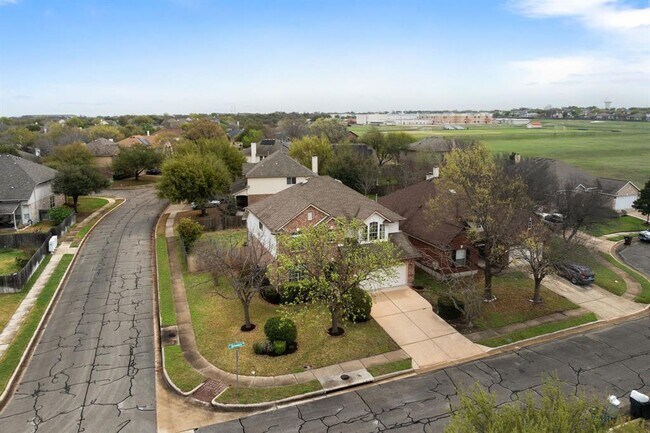 Building Photo - 1607 Belvedere Pl