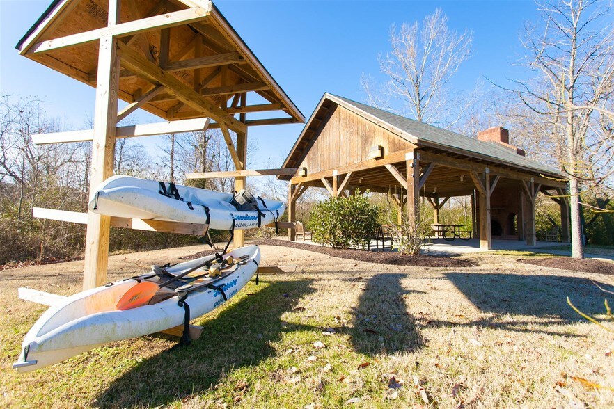 Falcon Creek Luxury Lifestyle Apartments 4900 Falcon Creek Way