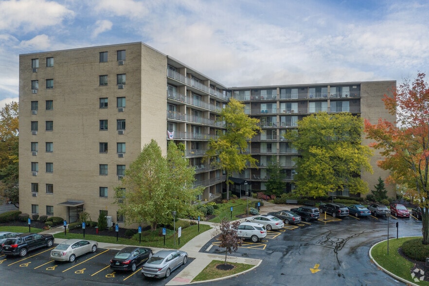 Primary Photo - Hamilton House