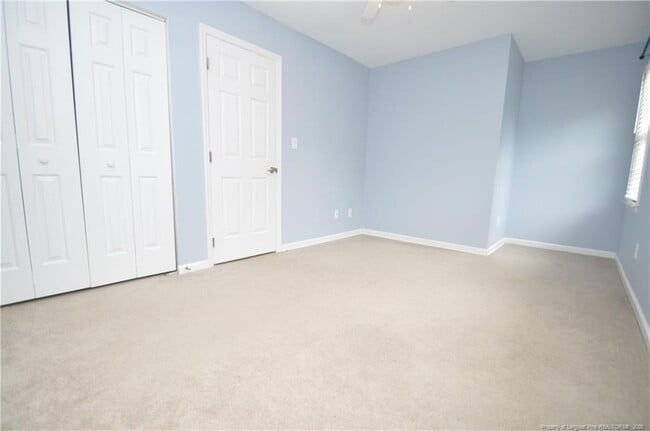 Building Photo - 109 Wood Valley Ct