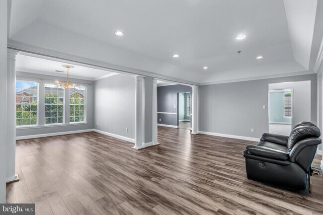 Building Photo - 5900 Great Star Dr