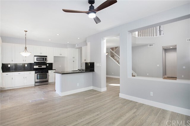 Building Photo - 131 Mira Mesa