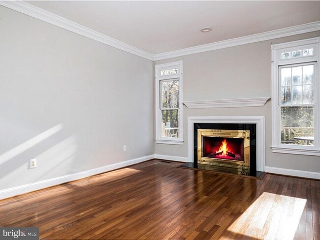 Building Photo - 2155 Wolftrap Ct