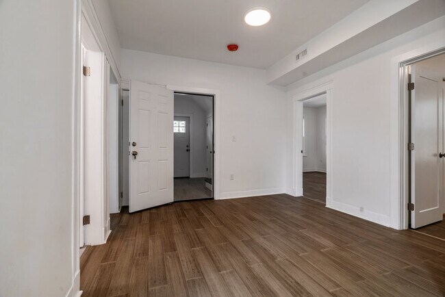 Building Photo - 79 Ballou Ave