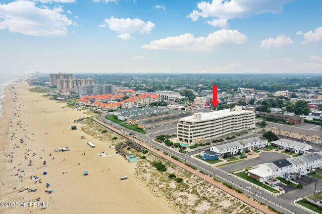 Building Photo - 525 Ocean Blvd