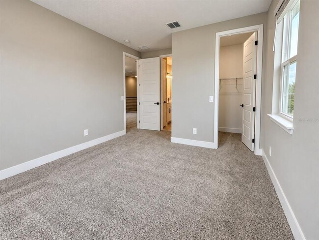 Building Photo - 16477 Silver Brook Wy