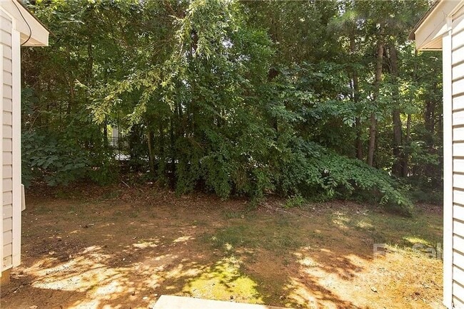 Building Photo - Charming 2BR Townhome in Charlotte
