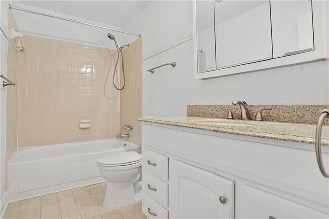 Building Photo - 3036 Vinings Ferry Dr SE