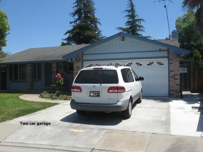 Primary Photo - 34199 Cromwell Pl